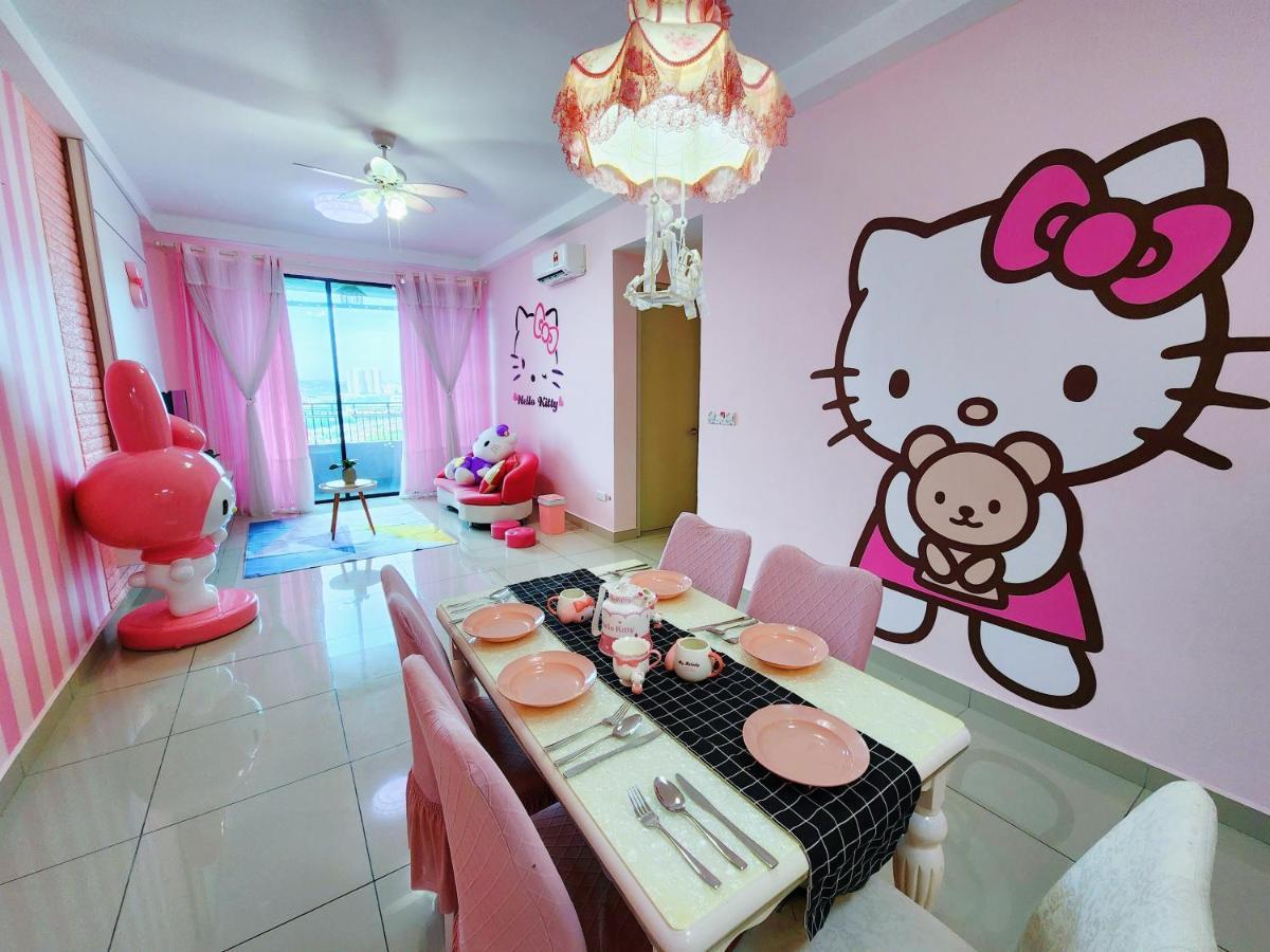 Hello Kitty Fully Air-con Apartment *