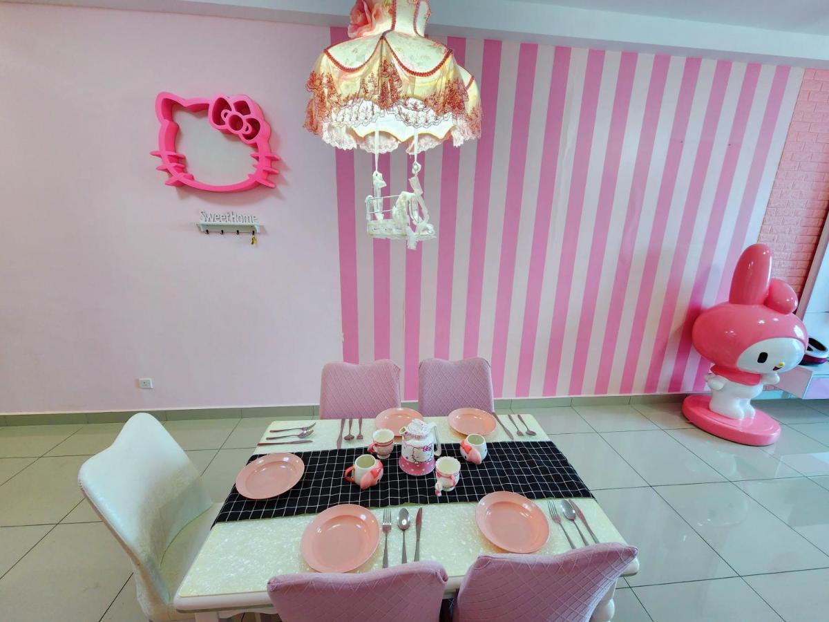 Hello Kitty Fully Air-con Puchong